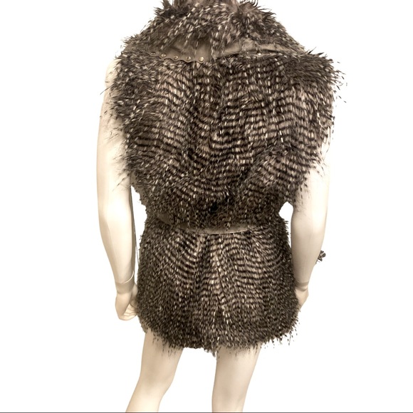 Feline Faux Fur Vest - Picture 9 of 13